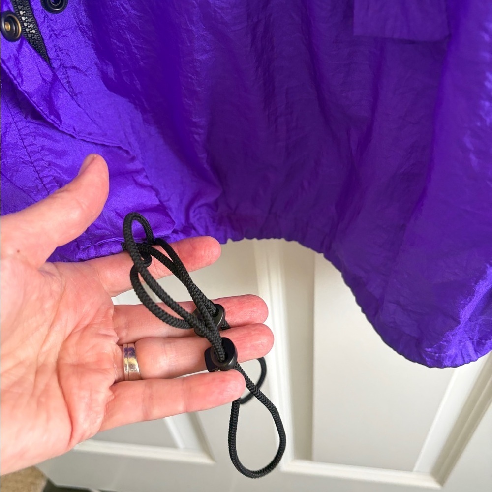 Excellent condition size XL Mossimo Purple Women's Windbreaker. Pockets. - Picture 6 of 9
